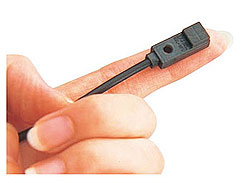 傳感器只有指尖大小，不受安裝空間的限制。