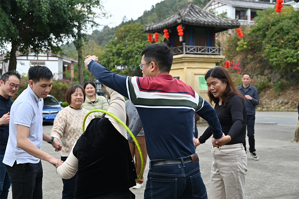 1738812403665739.jpg 4.jpg